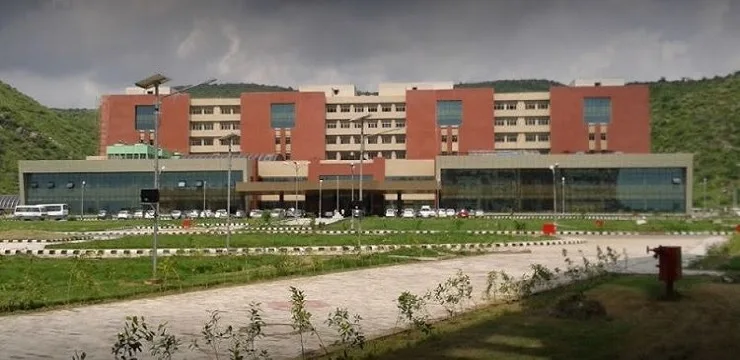 Shaheed Hasan Khan Mewati Government Medical College